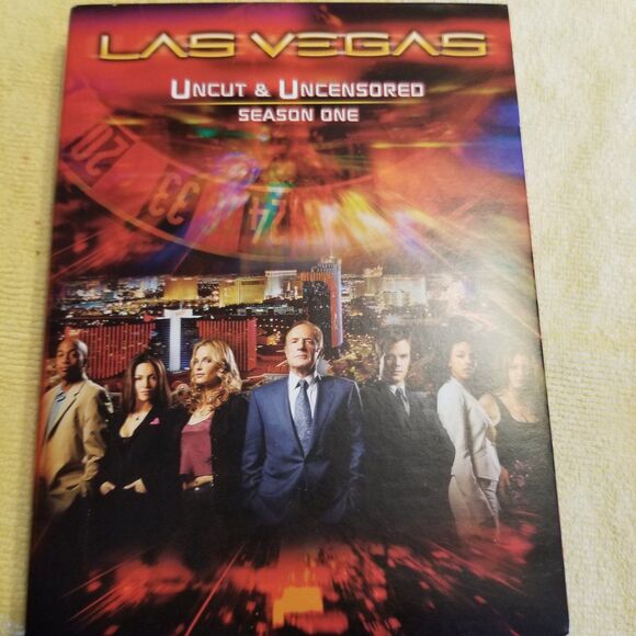 Las Vegas Season One Uncut & Uncensored dvd set 3 DVD's - Picture 2 of 5
